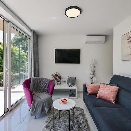 Studio Apartman Natale ซาดาร์ ภายนอก รูปภาพ
