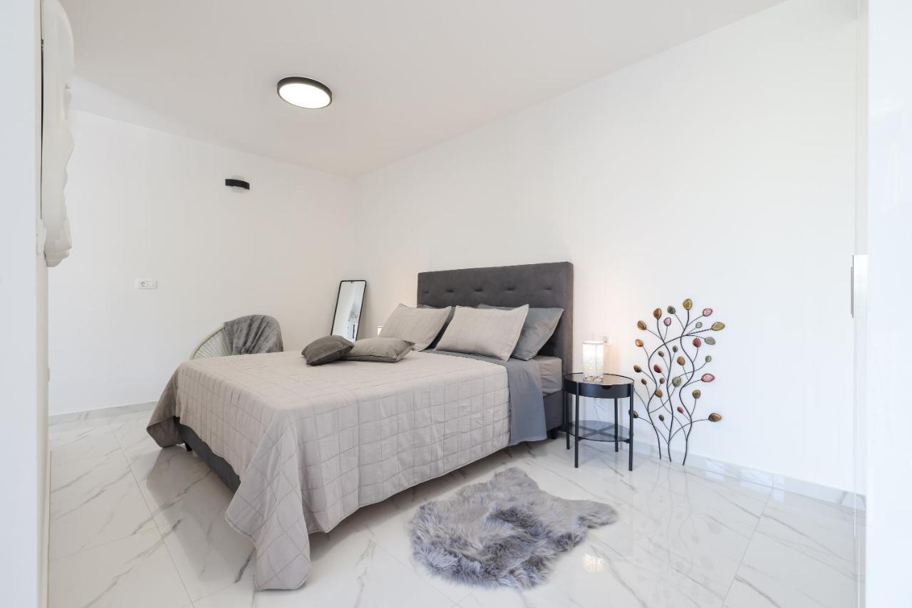 Studio Apartman Natale ซาดาร์ ภายนอก รูปภาพ