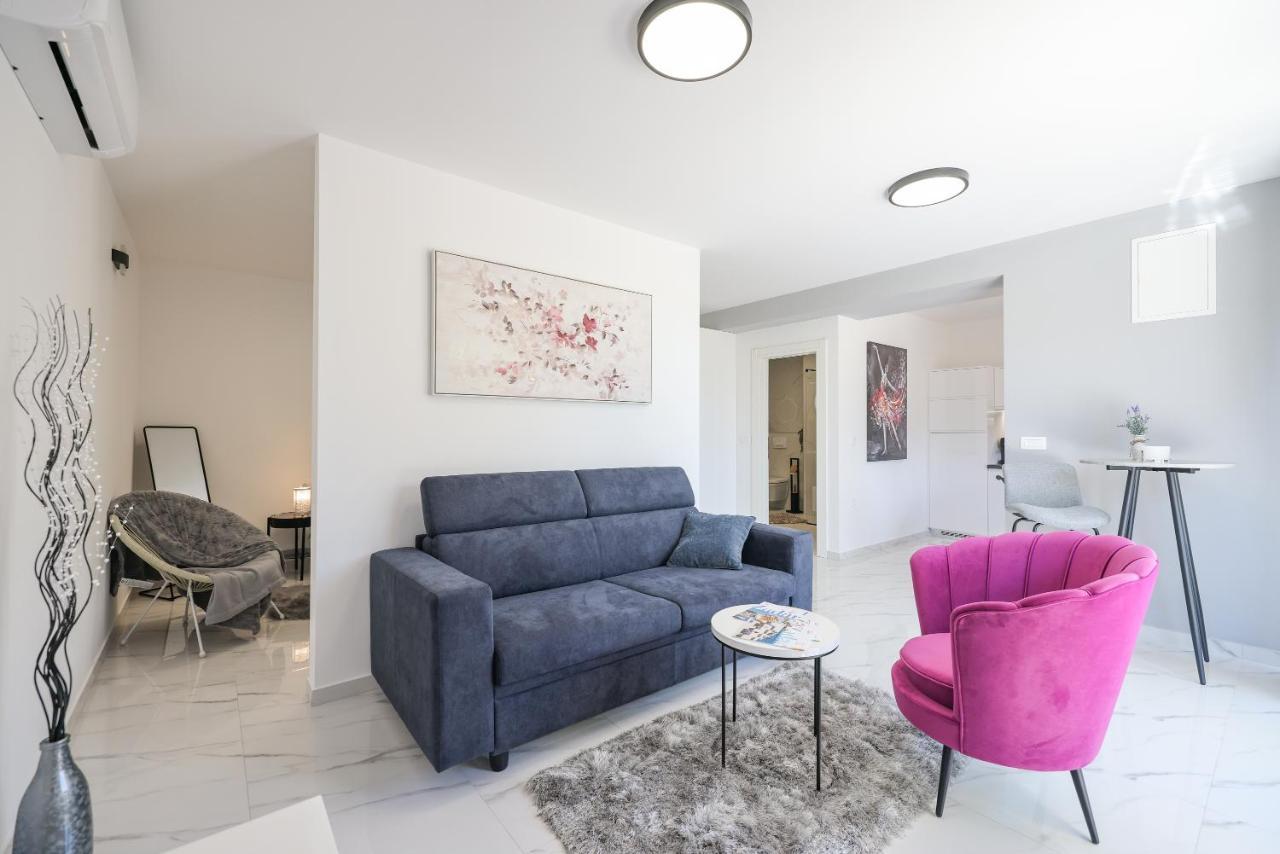 Studio Apartman Natale ซาดาร์ ภายนอก รูปภาพ